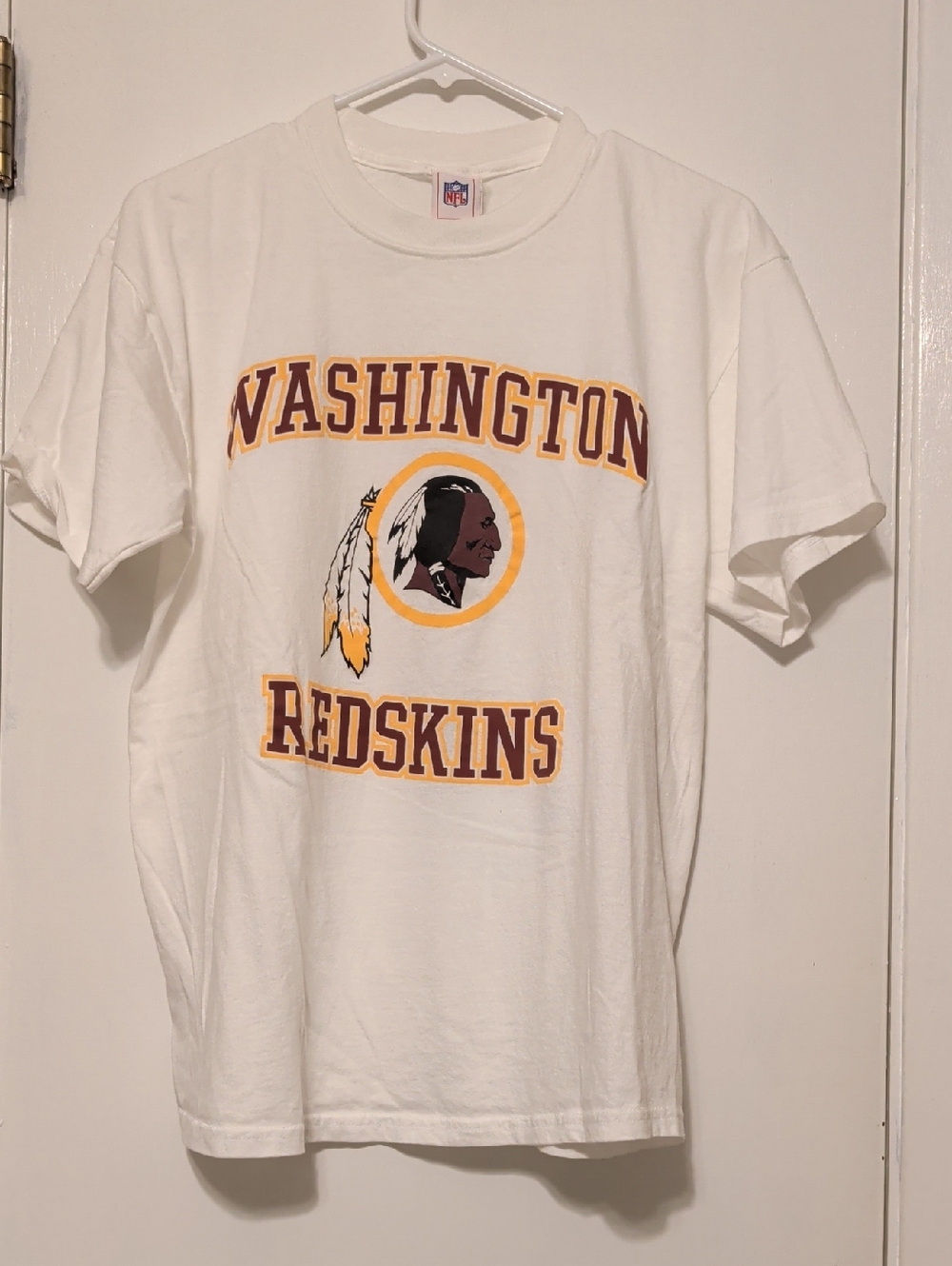 NFL Washington Redskins White Graphic Tee - Classic Team Logo